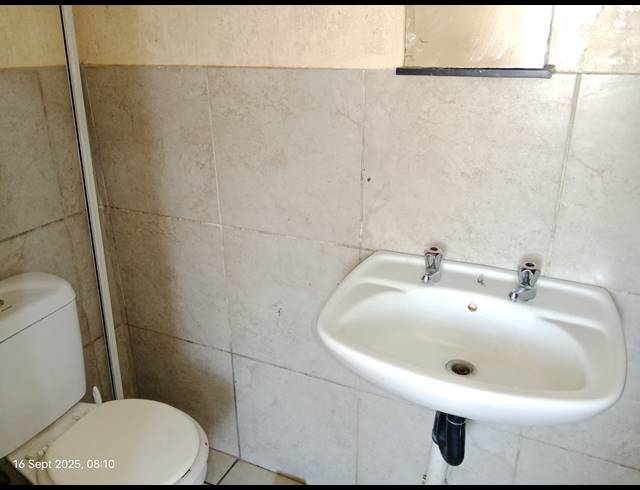 1 BEDROOM APARTMENT FOR SALE IN PIETERMARITZBURG CENTRAL